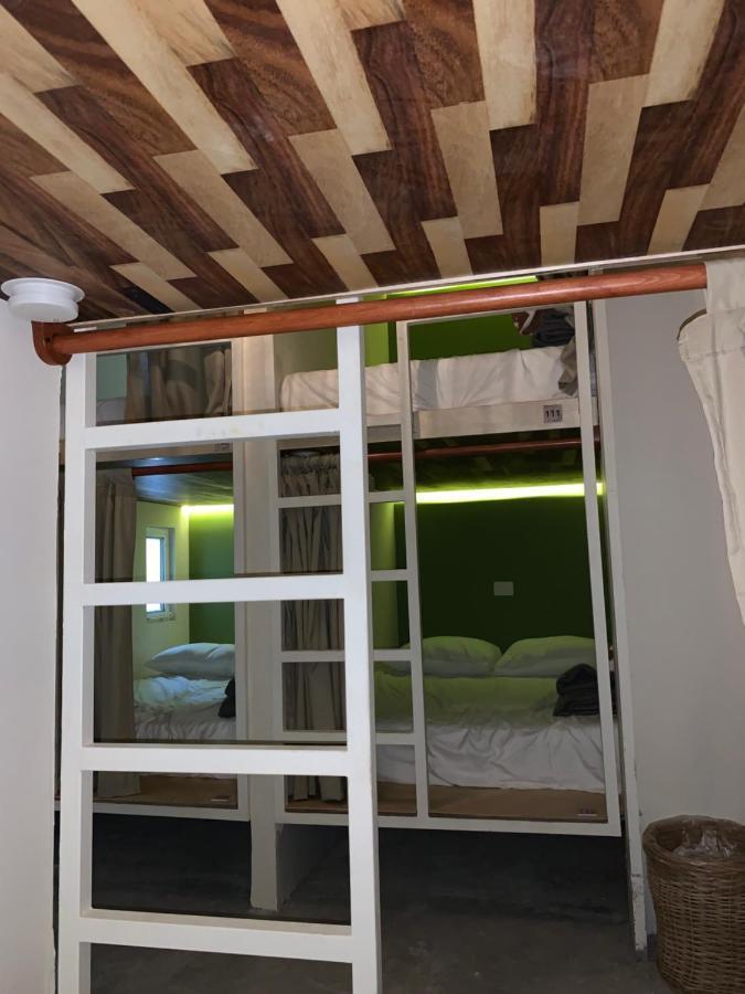 Oostel Smart Hostel - Tulum Pueblo (Adults Only) Exteriör bild