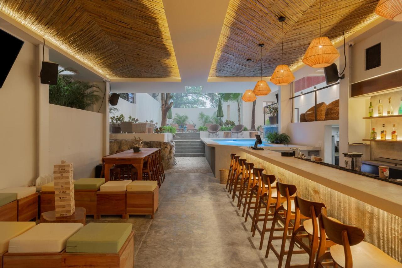 Oostel Smart Hostel - Tulum Pueblo (Adults Only) Exteriör bild