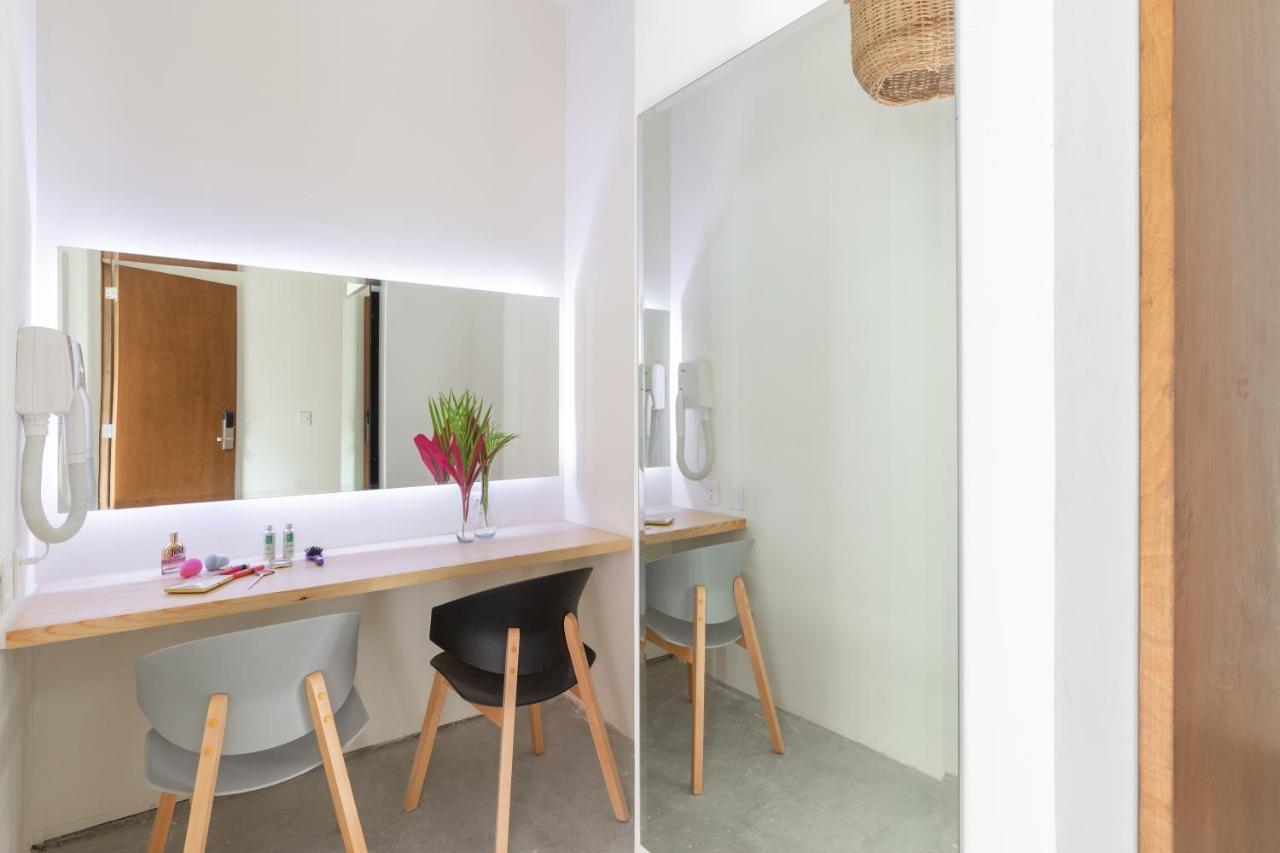 Oostel Smart Hostel - Tulum Pueblo (Adults Only) Exteriör bild