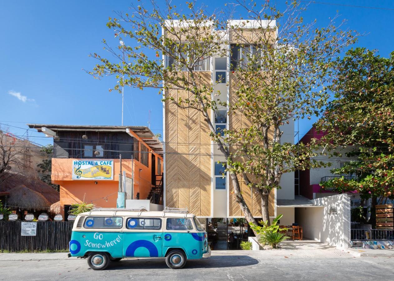 Oostel Smart Hostel - Tulum Pueblo (Adults Only) Exteriör bild